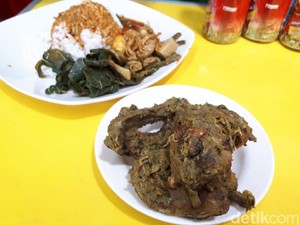 7 Lauk Nasi Kapau yang Jadi Favorit di Kramat Raya, Lamak Bana!