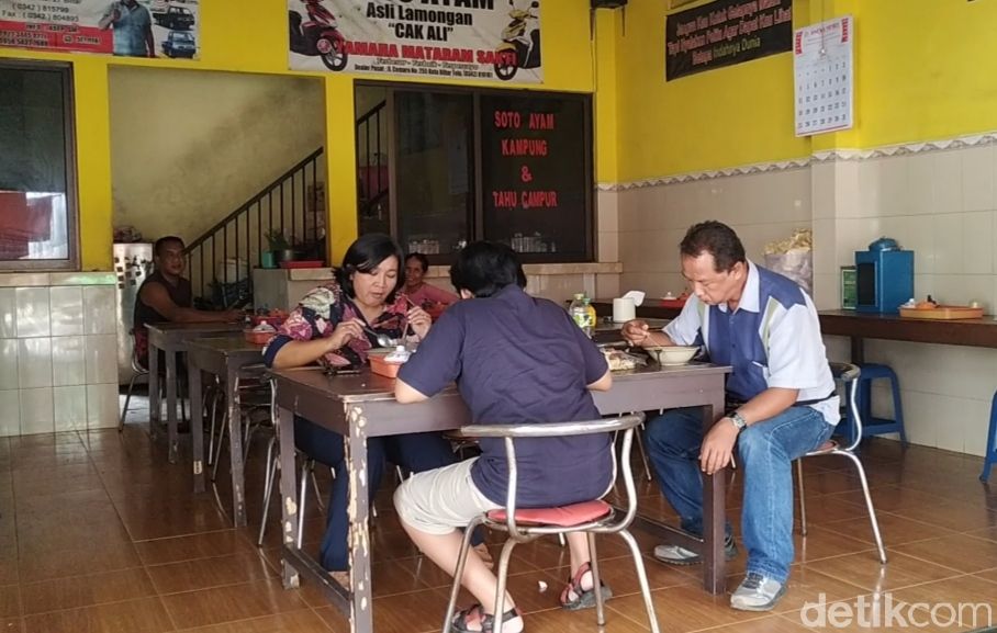 Matoh Banget! Tahu Campur Cak Ali Buat Sarapan
