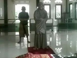 Penyesalan 3 Remaja Usai Bikin Praktik Salat Jenazah Bahan Candaan