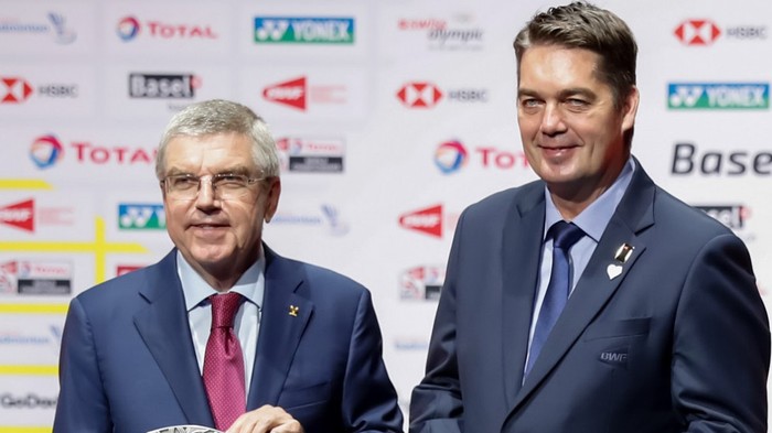 Thomas Bach (kiri)