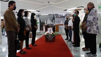 Misa Requiem ini dilakukan sebagai bentuk penghormatan terakhir kepada Benedictus.