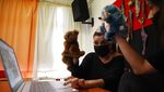 Melihat Sekolah Online di Yunani
