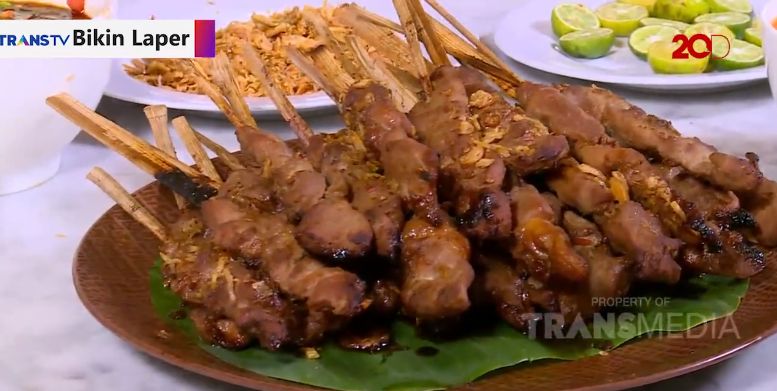 Bikin Laper! Nyicip Bebek Goreng dan Sate Bebek Endolita di Jakarta