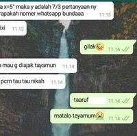 Niatnya sok romantis tapi apa daya jari tak sampai dan malah typo. Bukan tayamun bund, tapi taaruf. Foto: Twitter/@txtdariwasap