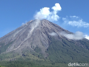 Aktivitas Vulkanis Meningkat, Pendakian Gunung Semeru Ditutup