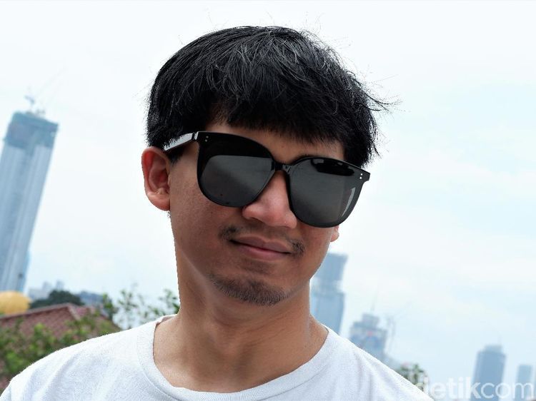 Unboxing Kaca Mata Pintar Huawei Harga Rp 6 Jutaan