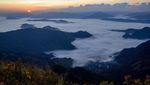 Indahnya Matahari Terbit dari Pegunungan Phu Chi Fa Thailand