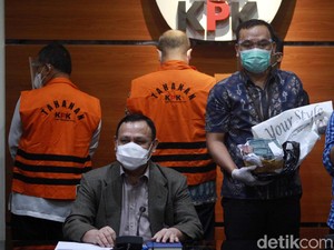9 Fakta OTT Wali Kota Cimahi Berujung Tersangka