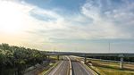 Intip Yuk! Tol Pekanbaru-Dumai Bermandi Cahaya
