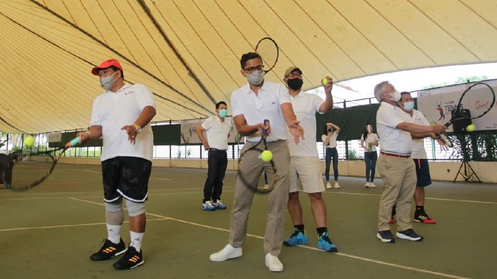 Mini Turnamen Tenis untuk Beberapa Perguruan Tinggi BTN Tennis Mini Tournament 2020 digelar dalam rangka mempererat silaturahmi dan kerjasama antara Bank BTN dengan para nasabah institusi pendidikan.