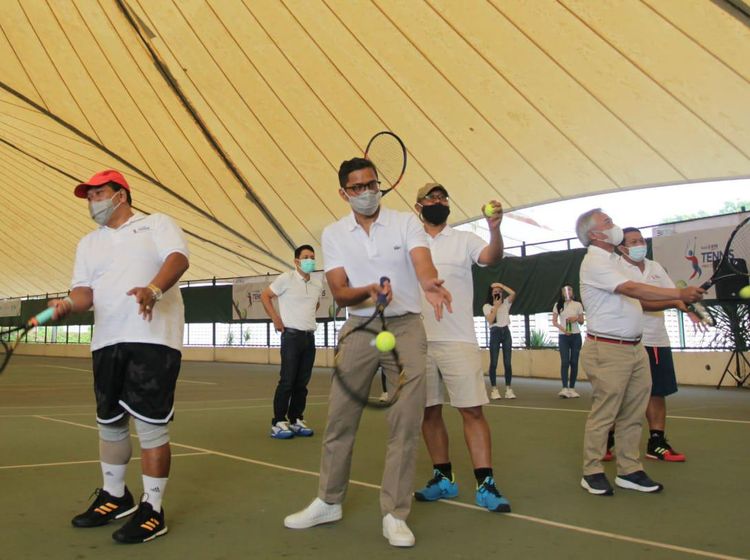 Mini Turnamen Tenis untuk Beberapa Perguruan Tinggi