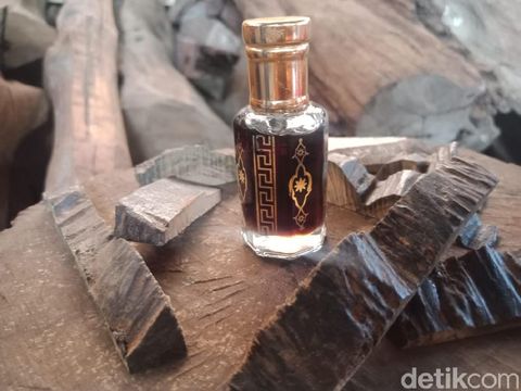 Minyak Gaharu Made In Jombang Tembus Pasar Ekspor