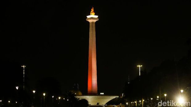 Persija Jakarta merayakan ulang tahunnya yang ke-92, Sabtu (28/11/2020). Pihak klub membuat suasana Jakarta bernuansa oranye dan merah di beberapa titik kawasan Ibu Kota.