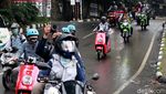 Potret Keseruan Konvoi Motor Listrik Keliling Bandung