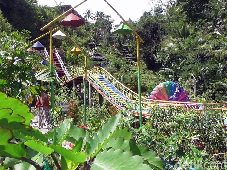 Taman Pulas Garden, Wisata Edukasi di Kala Pandemi