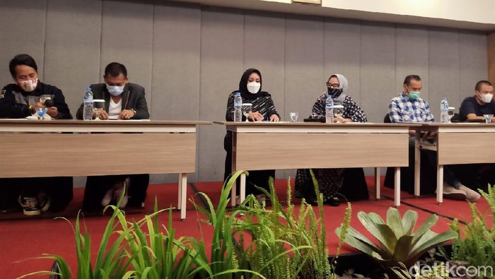 Anggota keluarga pengeroyok anggota TNI ngaku diteror di medsos