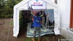 Melihat Bilik Ayah Bunda Pengungsi Merapi