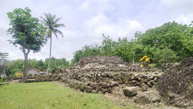 Candi di Gunungkidul.
