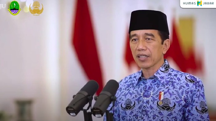 Presiden Jokow memberikan selamat HUT  ke-49 Korpri.