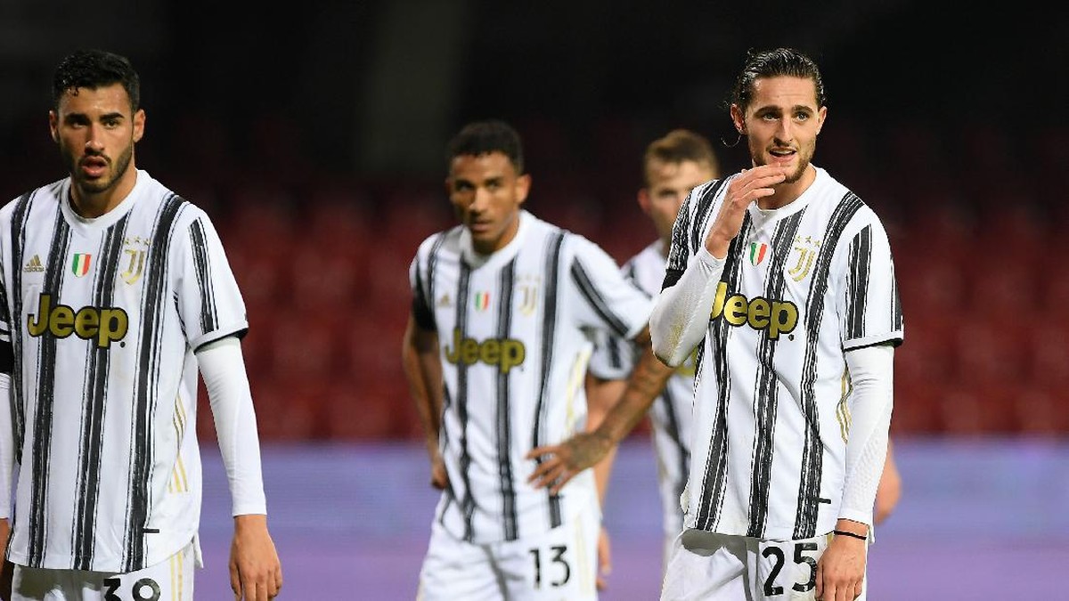 Juventus diimbangi Benevento. (Foto: Getty Images/Francesco Pecoraro)