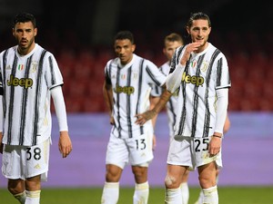 Video Juventus Lawan Tim Promosi Benevento Ditahan Imbang