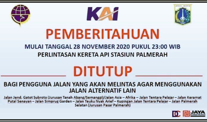 Penutupan perlintasan Stasiun Palmerah.