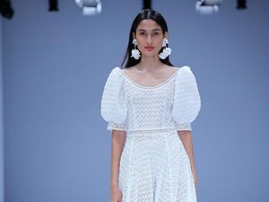 10 Koleksi Barli Asmara di Jakarta Fashion Week 2021