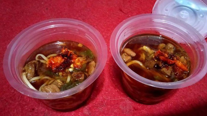 Mie ayam cup Unik! Mie Ayam Rp 2.000-an Ini Disajikan dalam Cup Mini