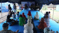 Selama mengungsi, warga rentan akan kejenuhan di lokasi pengungsian.