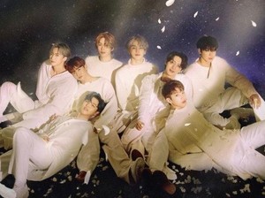 Kino PENTAGON Positif COVID-19, Member Lain Negatif