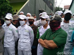 Ada Seruan Jihad saat Pendukung HRS Halangi Polisi di Petamburan