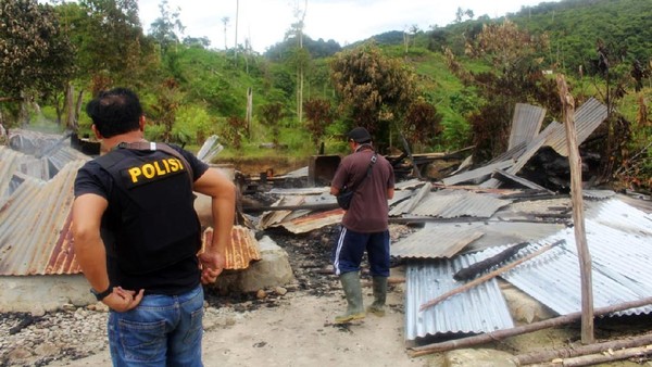 Kondisi Rumah yang Dibakar Kelompok Teroris MIT di Sigi