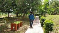 Pandemi COVID-19 yang telah berlangsung beberapa bulan ini membuat aktivitas warga menjadi terbatas termasuk untuk liburan. Hal ini membuat warga Ciamis mencari kesenangan lain untuk rekreasi atau refreshing (Dadang Hermansyah/detikTravel)