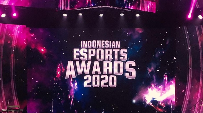 Tim RRQ Raih Indonesia Esports Awards 2020
