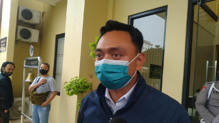Kepala Satpol PP Kota Bogor Agutian Syah di Polresta Bogor, Senin (30/11/2020).