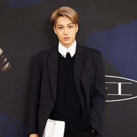 Kai EXO menjalani wajib militer sebagai pekerja sosial karena mengalami cedera parah pada bagian kaki. Dia akan dibebastugaskan pada 10 Februari 2025. Foto: (dok. SM Entertainment)