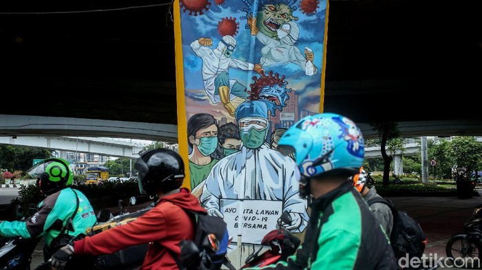 Kampanye Prokes Bergema di Tengah Peningkatan Kasus Corona Jokowi menyoroti kondisi COVID-19 di Indonesia yang memburuk. Kampanye protokol kesehatan pun terus dilakukan sebagai upaya pencegahan virus Corona.