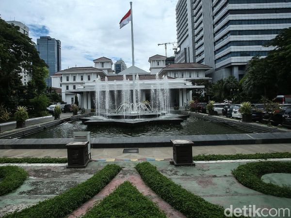 Kantor Wagub DKI Kosong Usai Ahmad Riza Positif Corona