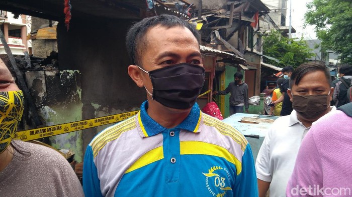 Ketua RT 09 RW 03 Petamburan, Gatot (Adhysata Dirgantara/detikcom).