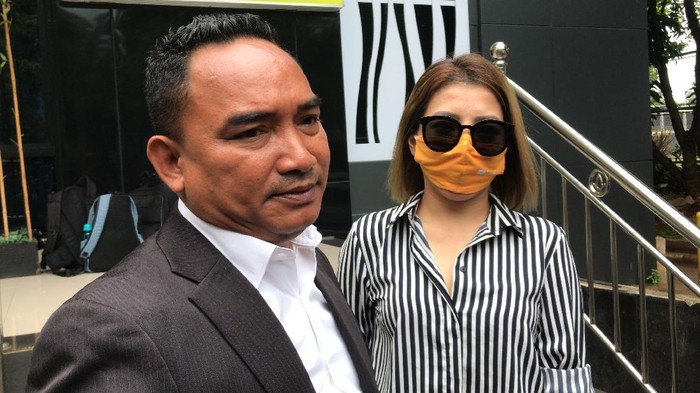 May Lee berdamai dengan Viviane