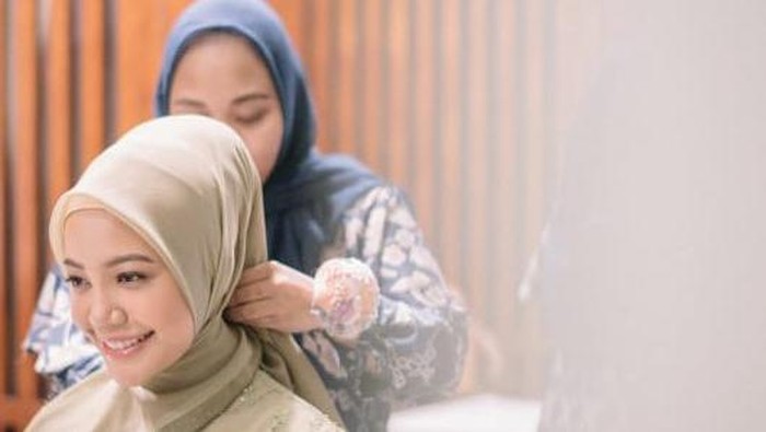 Mengintip Cuan dari Profesi Hijab Stylish