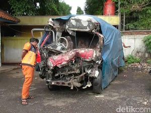 Polisi Masih Selidiki Penyebab Kecelakaan yang Tewaskan 10 Orang di Cipali