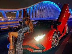 Gaya Para Wanita Kaya Rusia Pamer Harta di Instagram