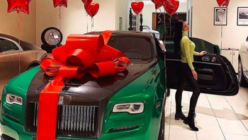 Akun Rich Kids semacam ini ada pula di berbagai negara, yang menampung foto para orang kaya baik pria maupun wanita. Foto: Instagram