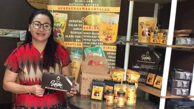 Sulap Salak Jadi Brownies hingga Kopi, Wanita Ini Raup Omzet Puluhan Juta