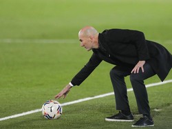 Ketiga, permainan Real Madrid mudah ditebak. Los Blancos tidak memiliki elemen kejutan dalam hal perubahan taktis (AP/Bernat Armangue)