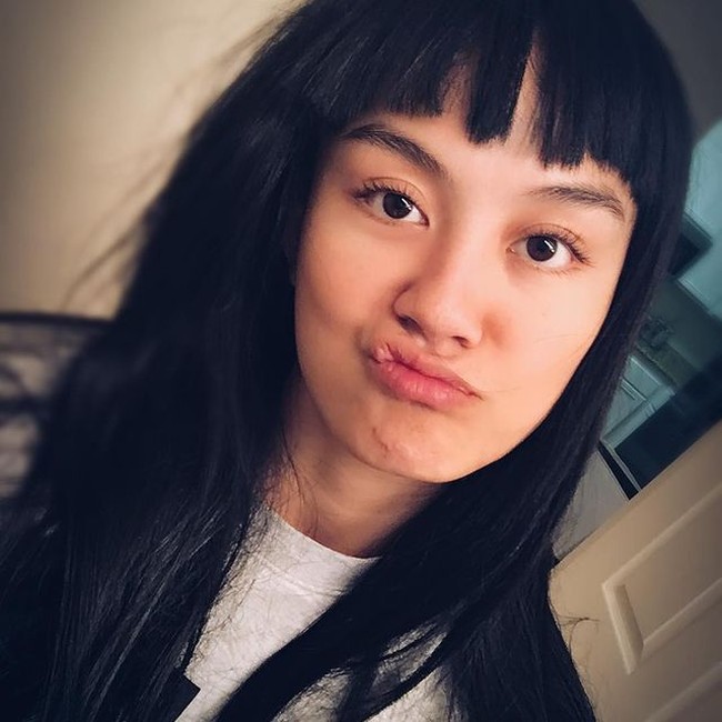 Selain Pernikahan Dini, Agnez juga bermain dalam beberapa sinetron, seperti Lupus Millenia dan Mr. Hologram pada tahun 1999. Foto: Instagram/@agnezmo