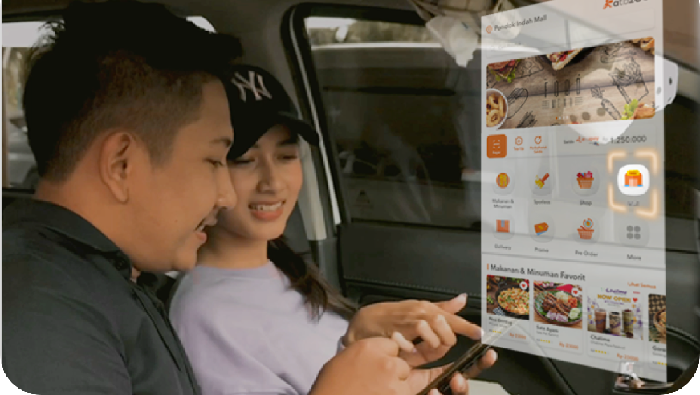 Aplikasi atozGo sendiri adalah layanan pesan antar makanan jarak dekat. Namun kali ini, mereka merambah dengan menghadirkan fitur yang memungkinkan pesan makanan di mal, tapi makan di mobil atau langsung di bawah pulang.
