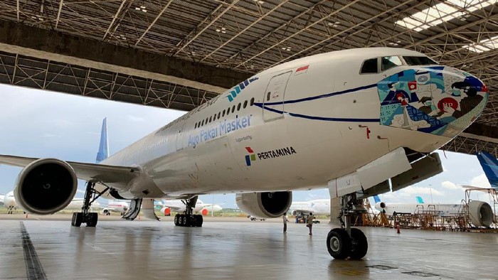 Garuda Indonesia kembali meluncurkan desain mask livery terbaru yang menampilkan motif batik 