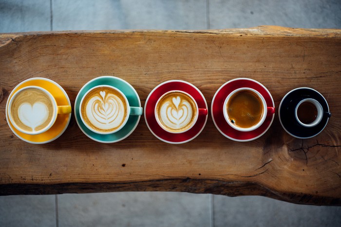 Ini Cangkir yang Ideal Untuk Minum Kopi Agar  Rasa dan Aromanya Enak